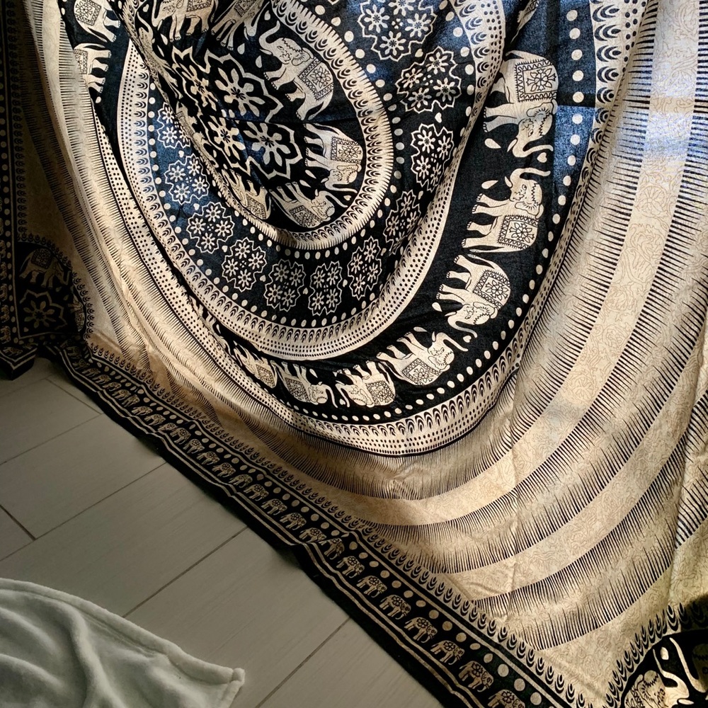 Tapestry - Picture 8 of 14